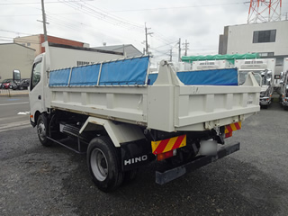 ��������