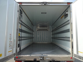 ��������