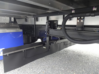 ��������